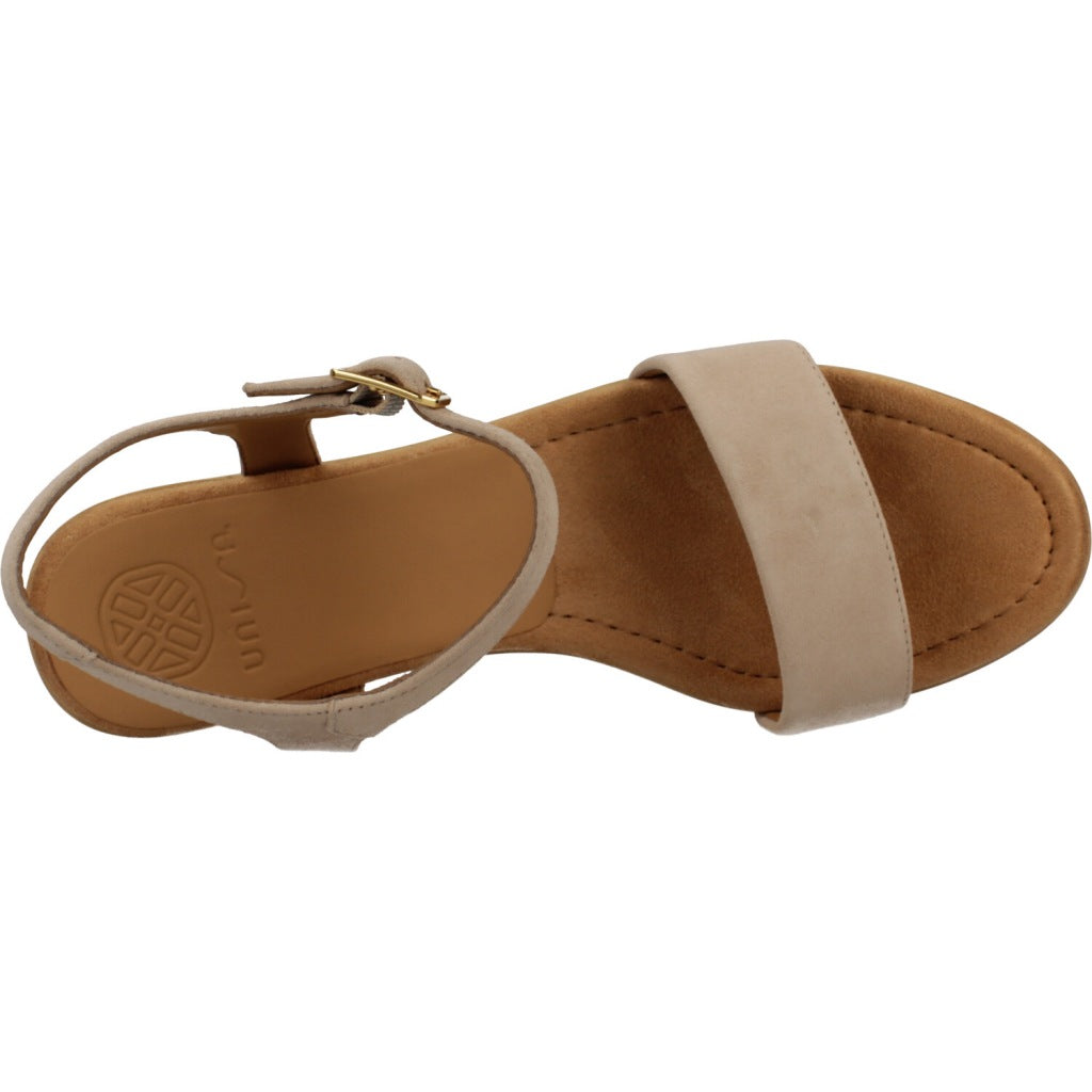 UNISA IRITA  KS en color SKIN  (7)