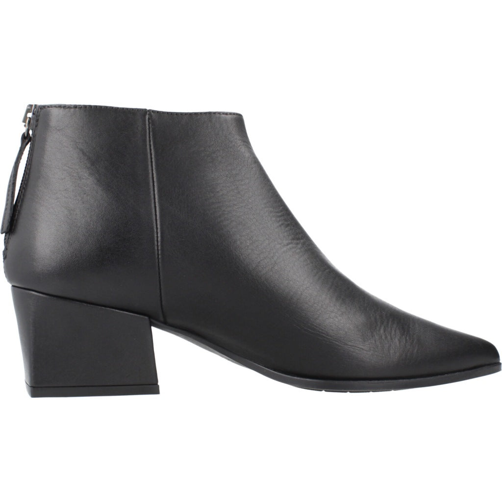 UNISA ANSEN F STT en color BLACK  (4)