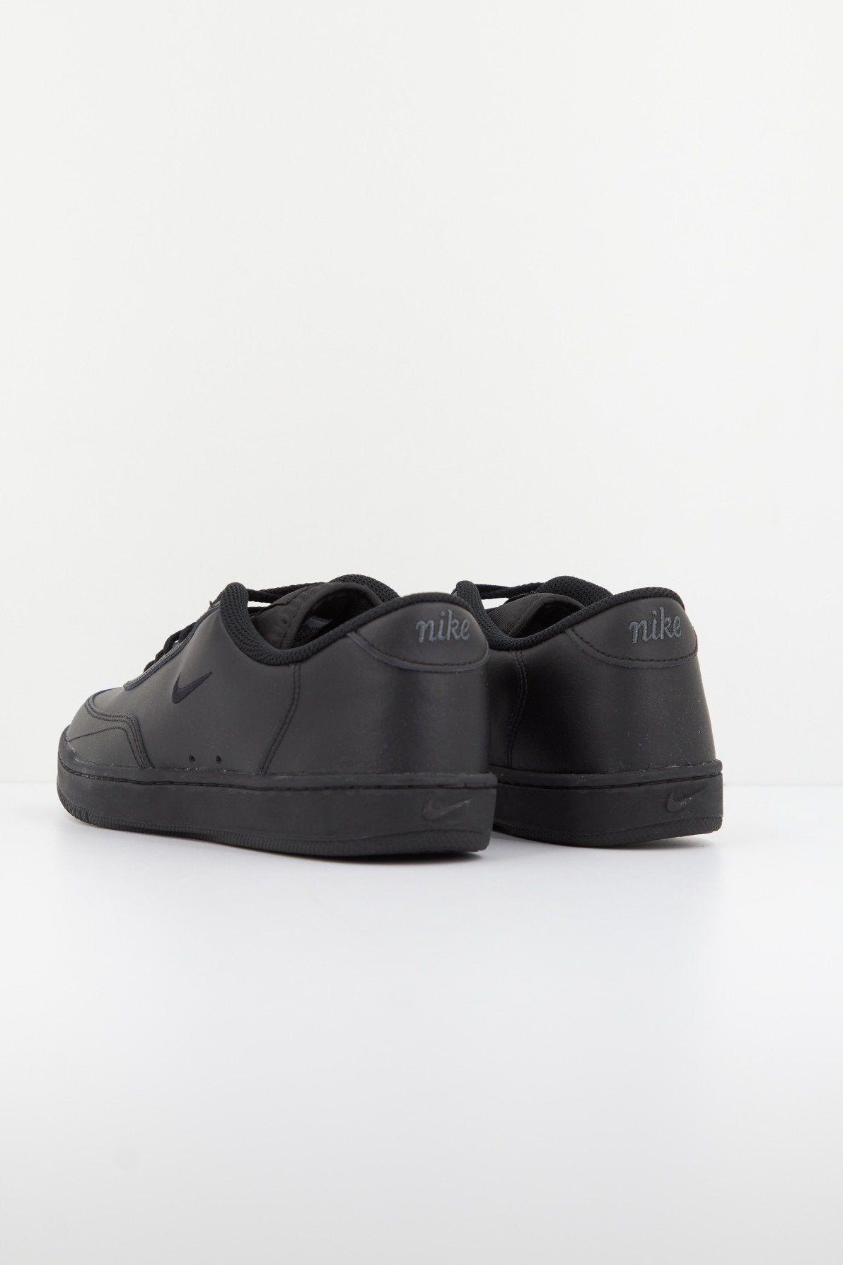 NIKE NIKE COURT VINTAGE en color   (3)