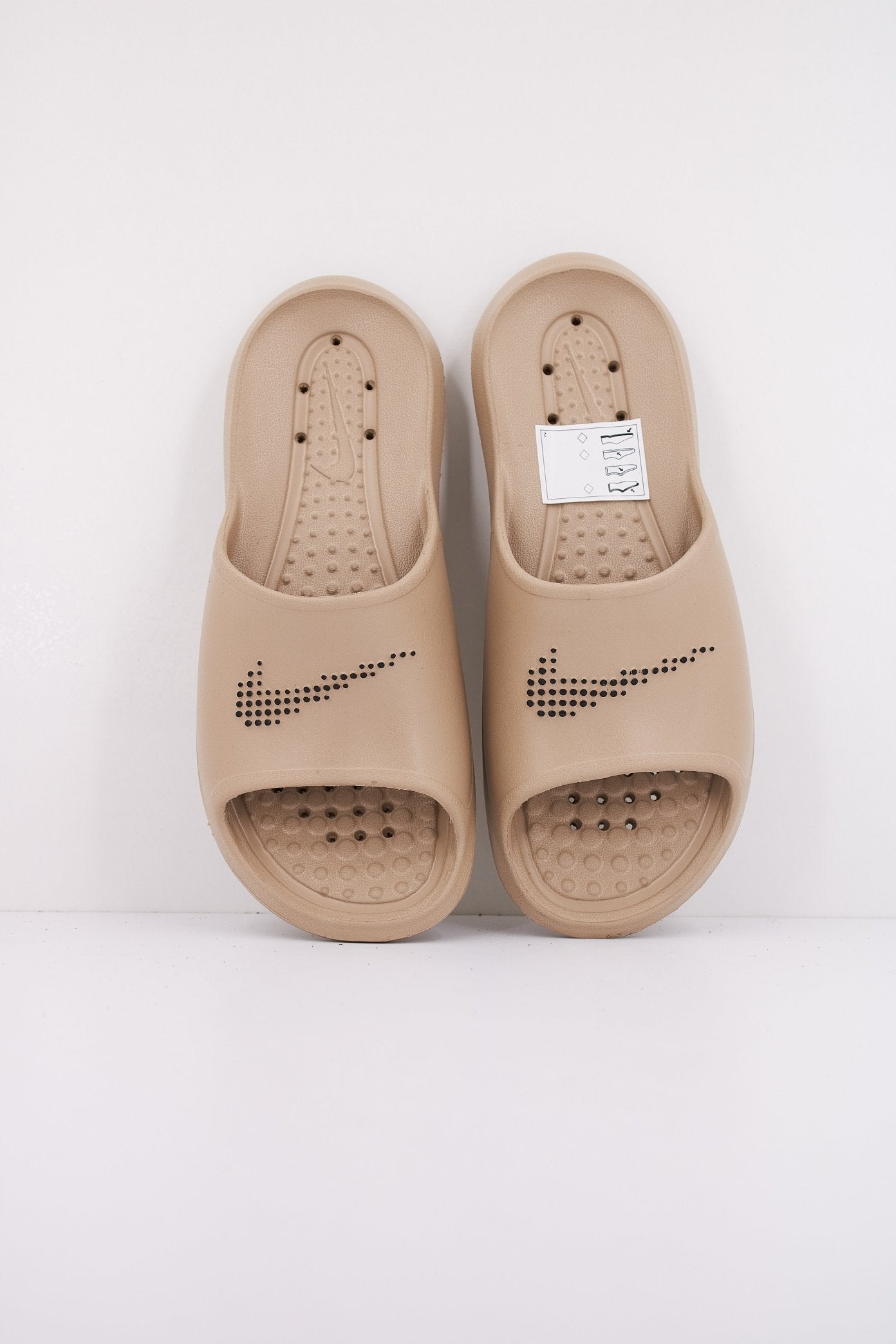 NIKE VICTORY ONE SHOWER en color   (3)