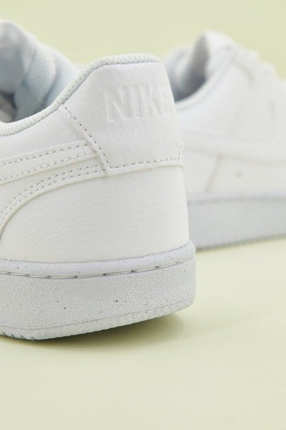 NIKE COURT VISION LOW BE en color   (4)