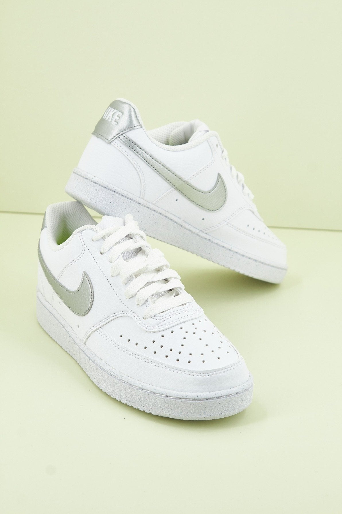 NIKE COURT VISION LOW BE  en color   (2)