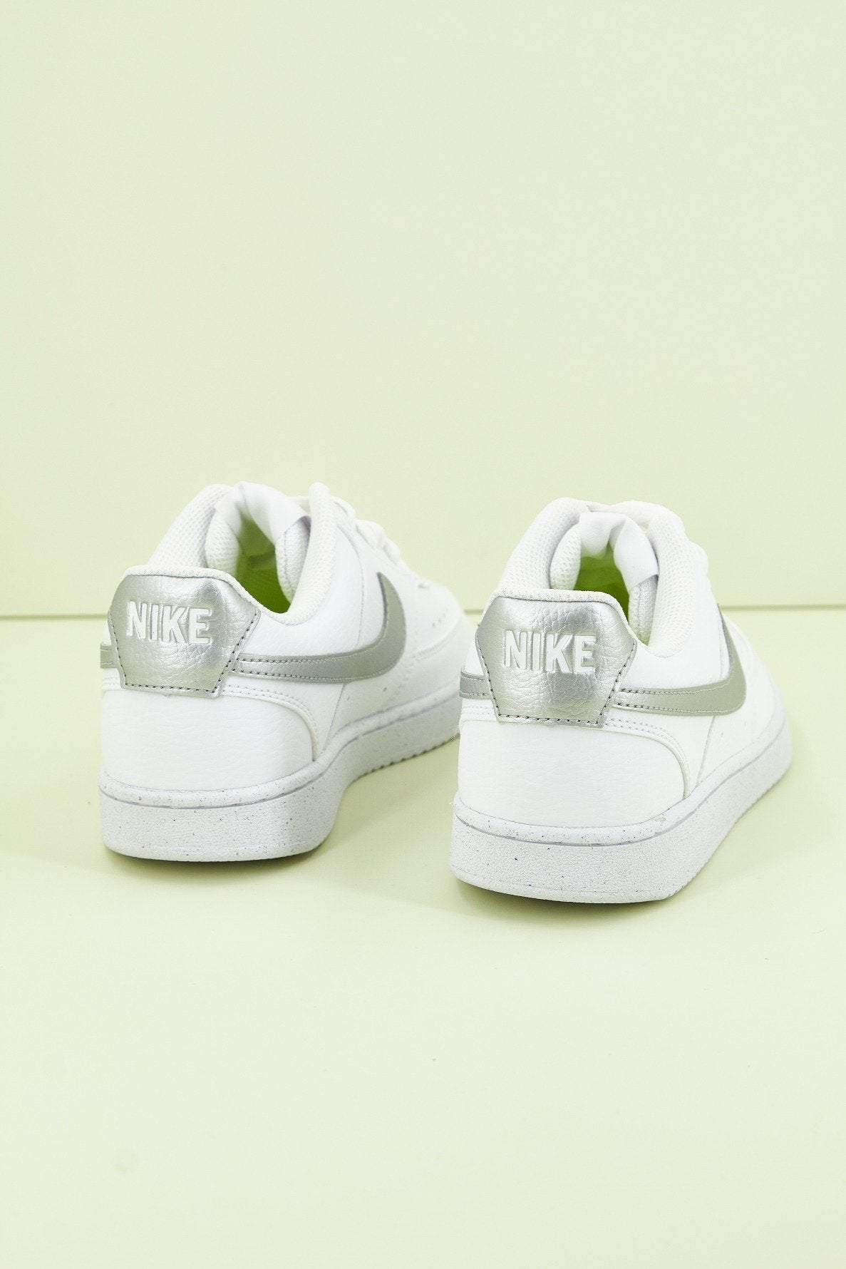 NIKE COURT VISION LOW BE  en color   (4)