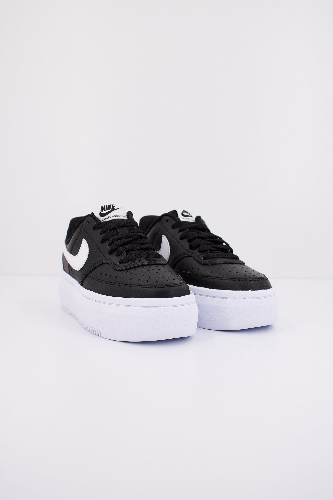 NIKE COURT VISION ALTA LT en color   (2)