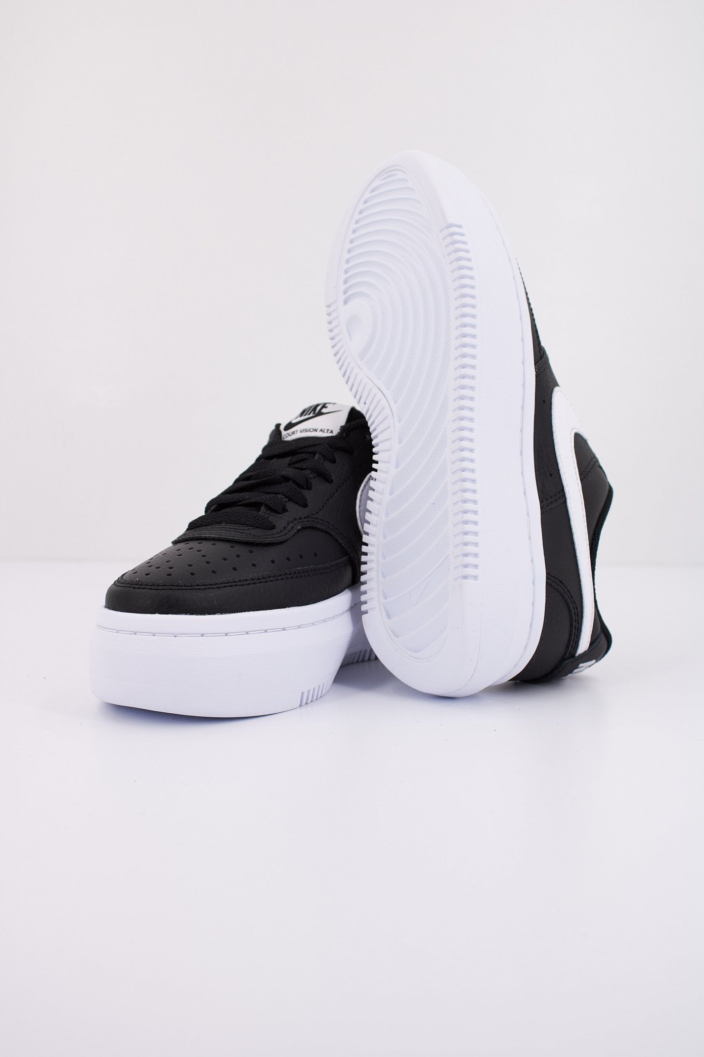 NIKE COURT VISION ALTA LT en color   (5)