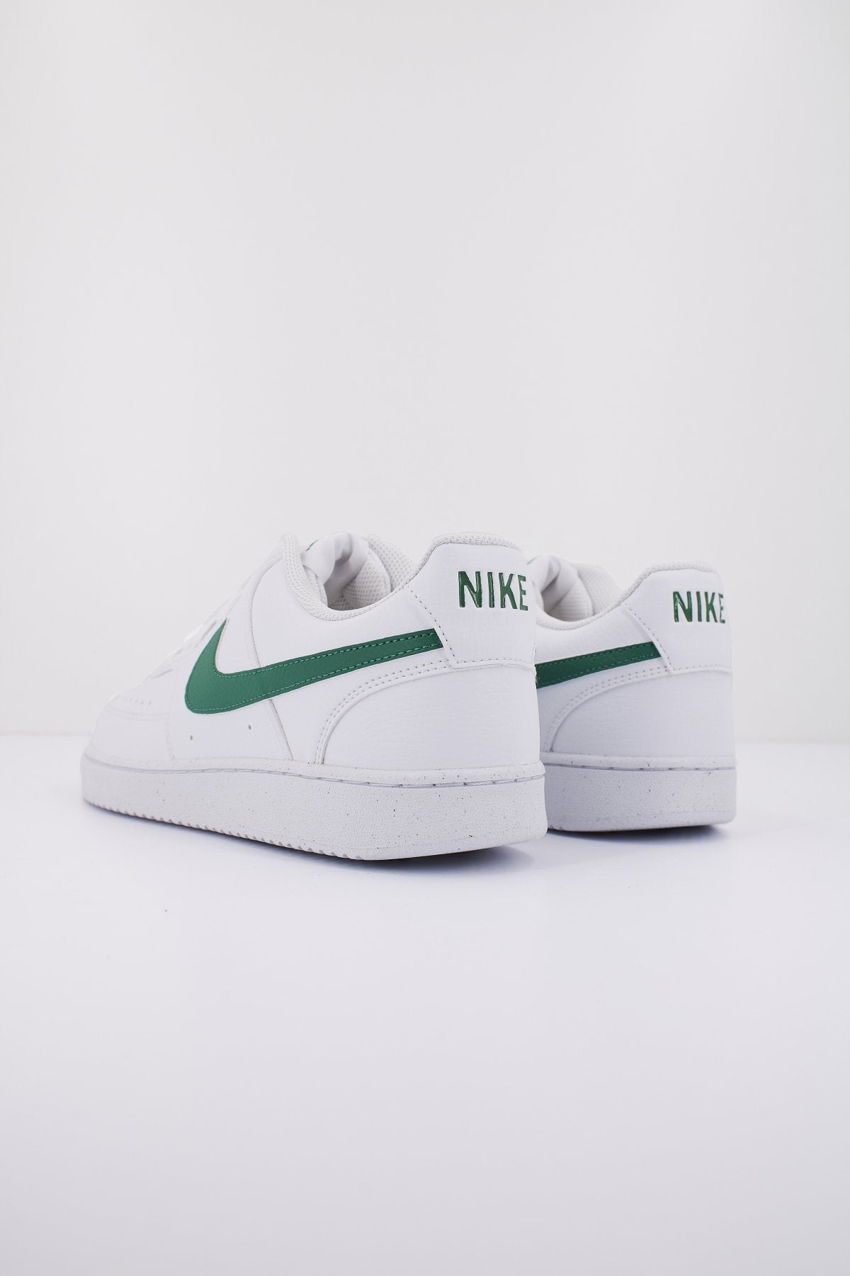 NIKE VISION LOW NEXT NATU en color   (3)