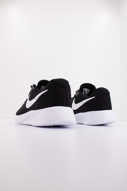 NIKE TANJUN en color   (3)