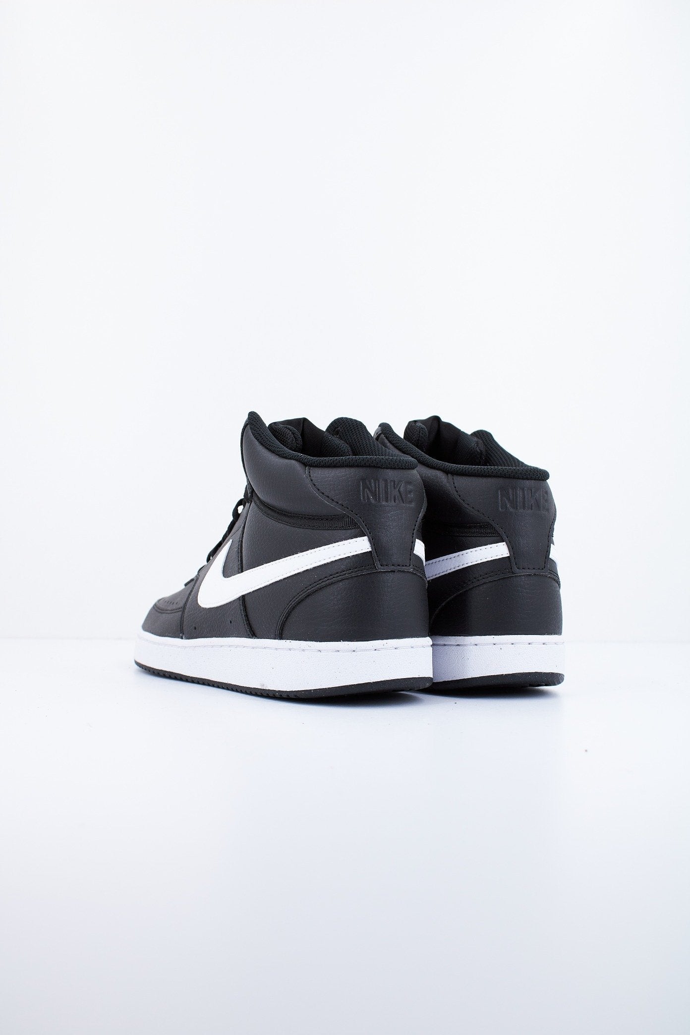 NIKE  COURT VISION MID NN en color   (3)