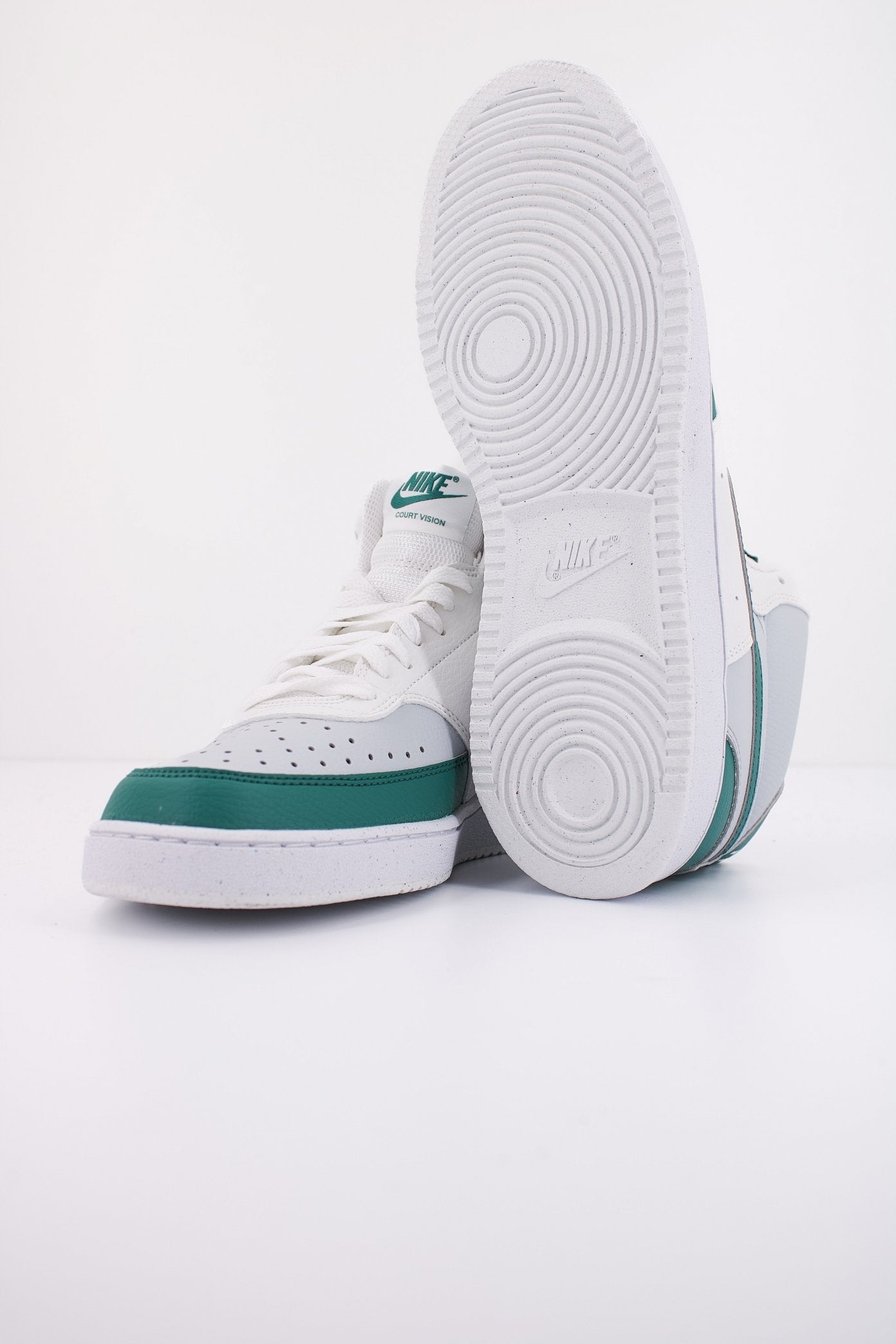 NIKE VISION MID NEXT NATU en color   (4)