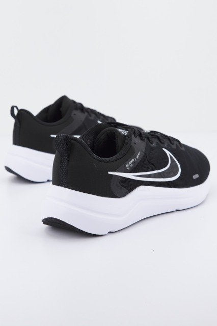 NIKE DOWNSHIFTER  C/O en color   (3)