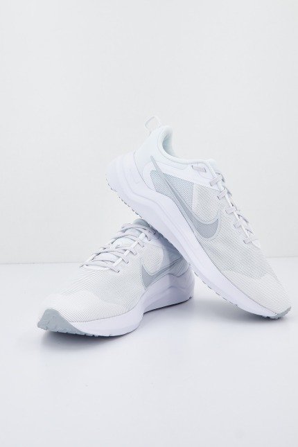NIKE DOWNSHIFTER  C/O en color   (1)