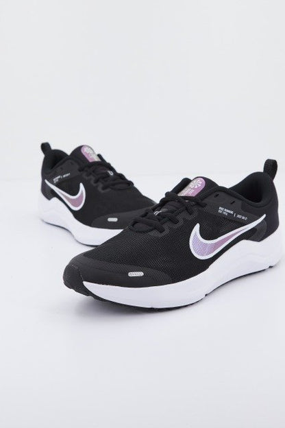 NIKE DOWNSHIFTER  BIG K en color   (2)