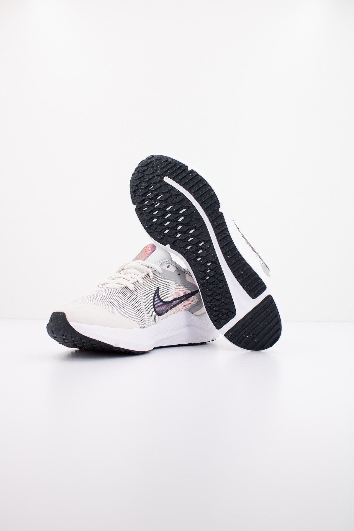 NIKE DOWNSHIFTER  BIG K en color   (4)