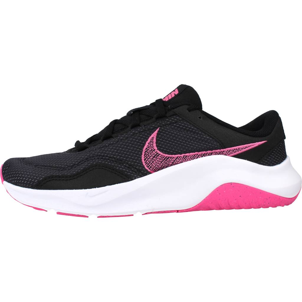 NIKE  LEGEND ESSENTIAL   en color   (2)