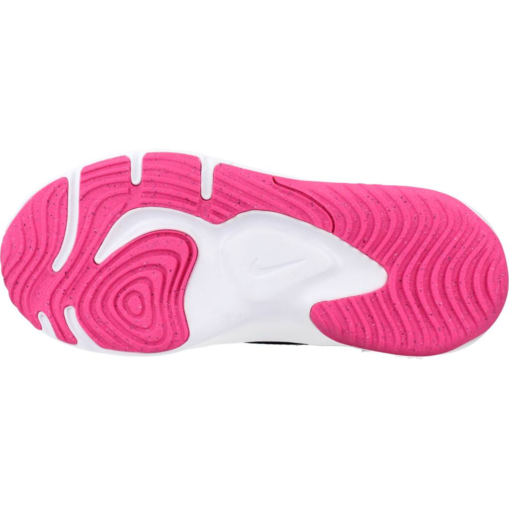 NIKE  LEGEND ESSENTIAL   en color   (6)