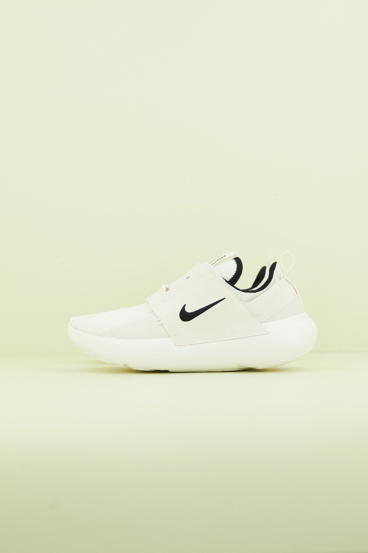 NIKE E-SERIES AD en color   (1)