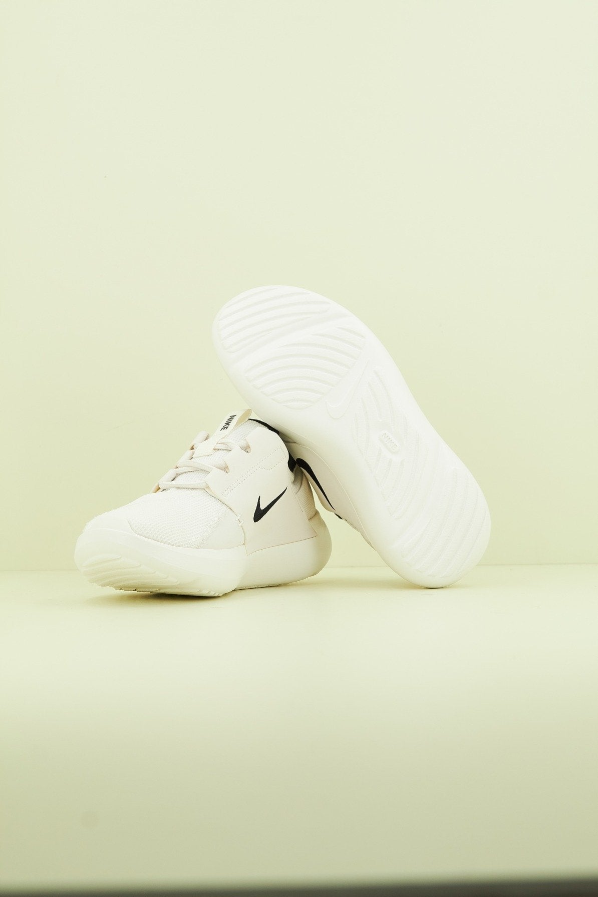 NIKE E-SERIES AD en color   (4)