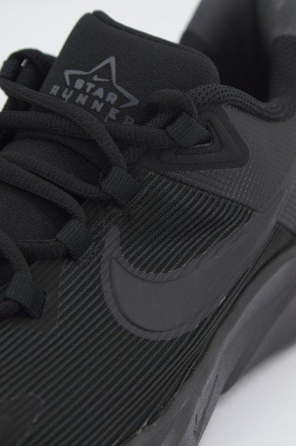 NIKE  STAR RUNNER  en color   (4)