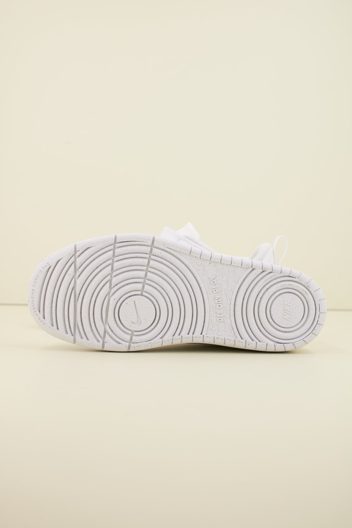 NIKE BOROUGH LOW RECRAFT en color   (4)