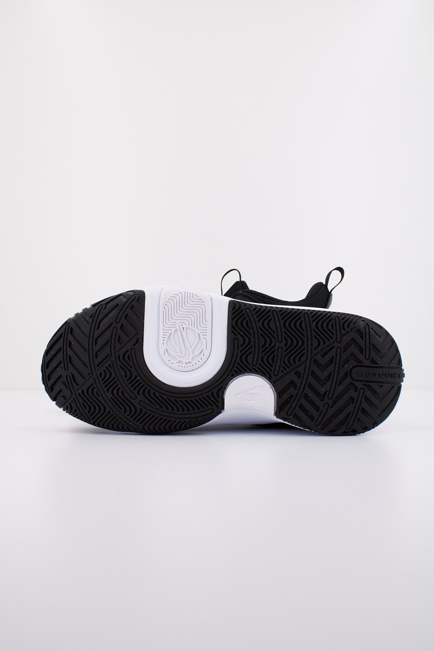 NIKE TEAM HUSTLE D  en color   (4)