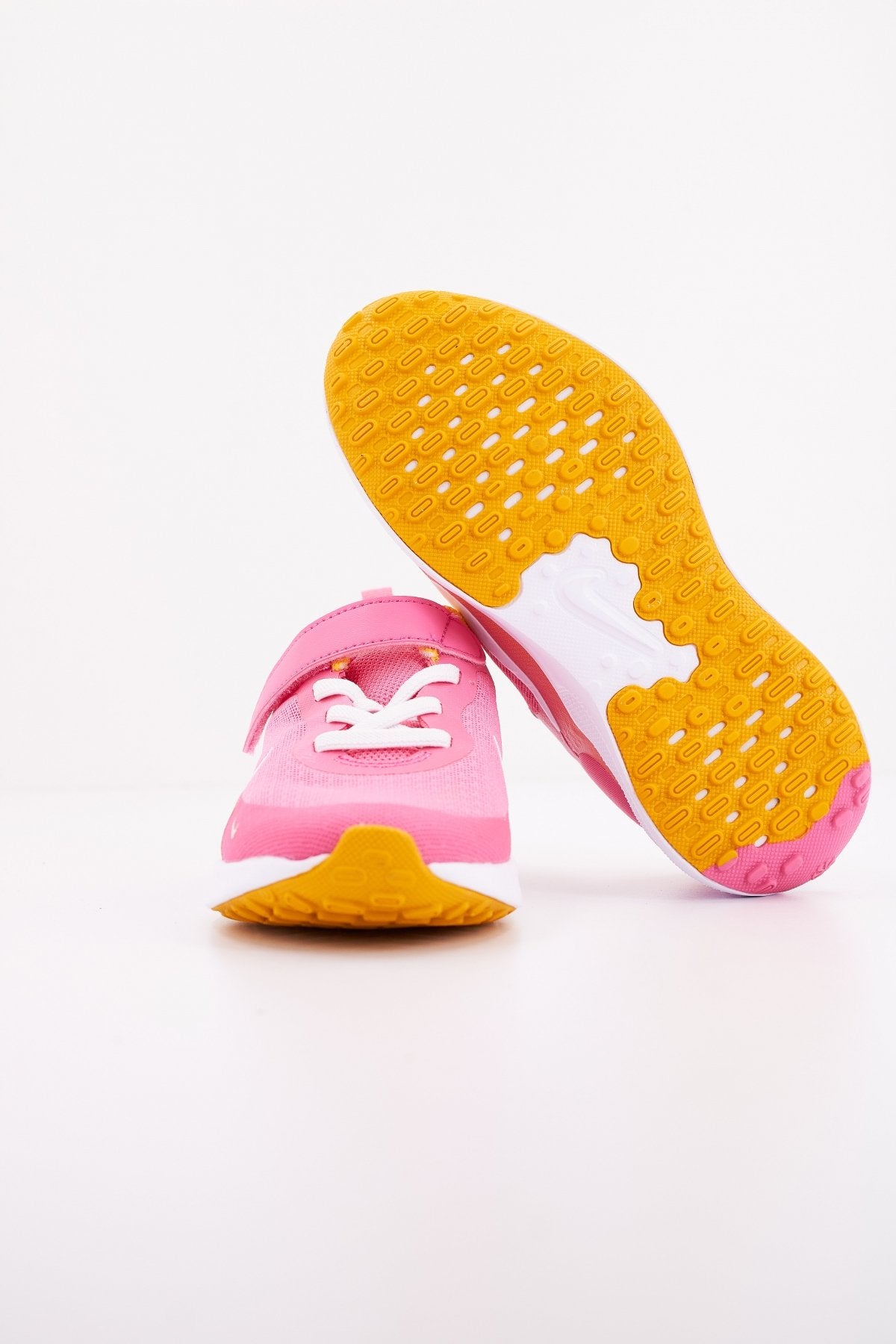 NIKE REVOLTION  en color   (4)