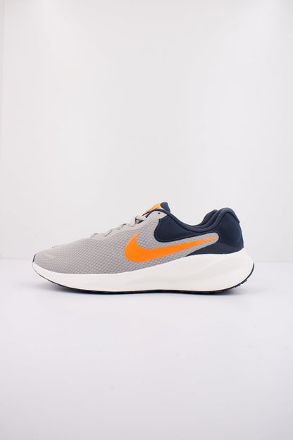 NIKE REVOLUTION  en color   (1)