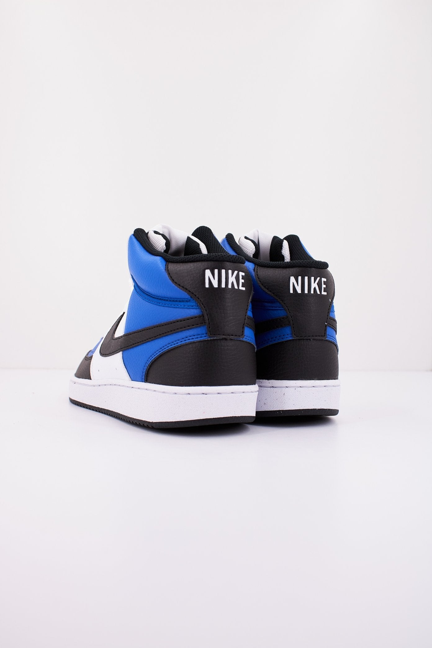 NIKE COURT en color   (3)