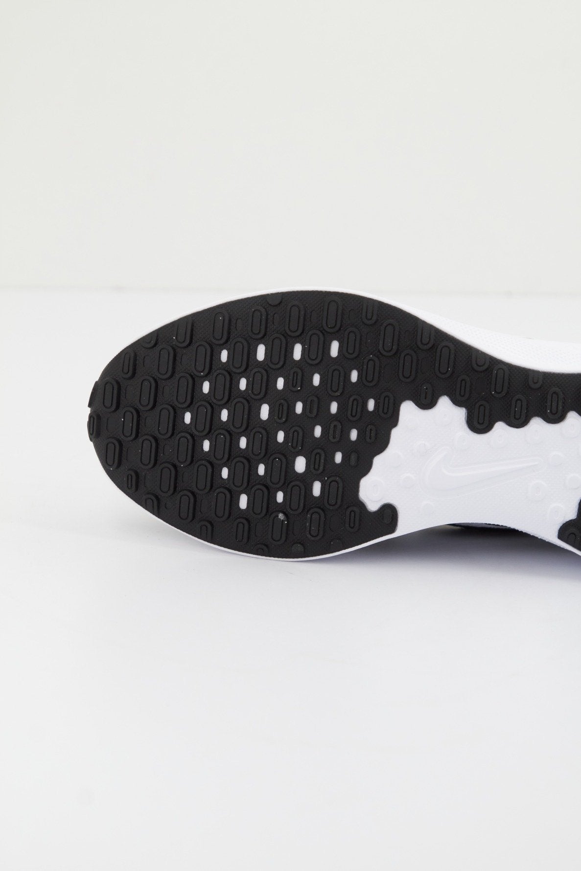 NIKE REVOLUTION  en color   (4)