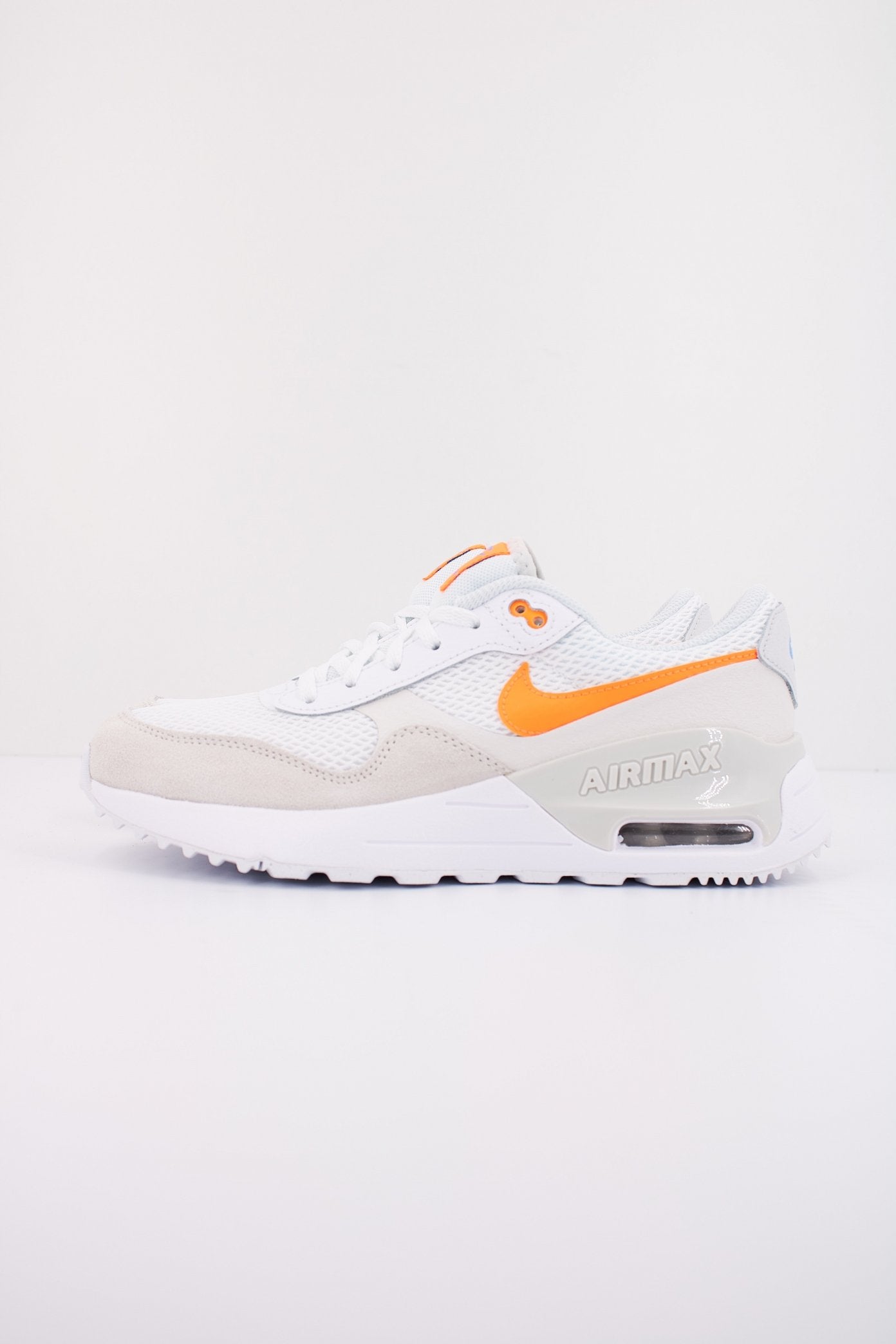 NIKE MAX SYSTM en color   (1)