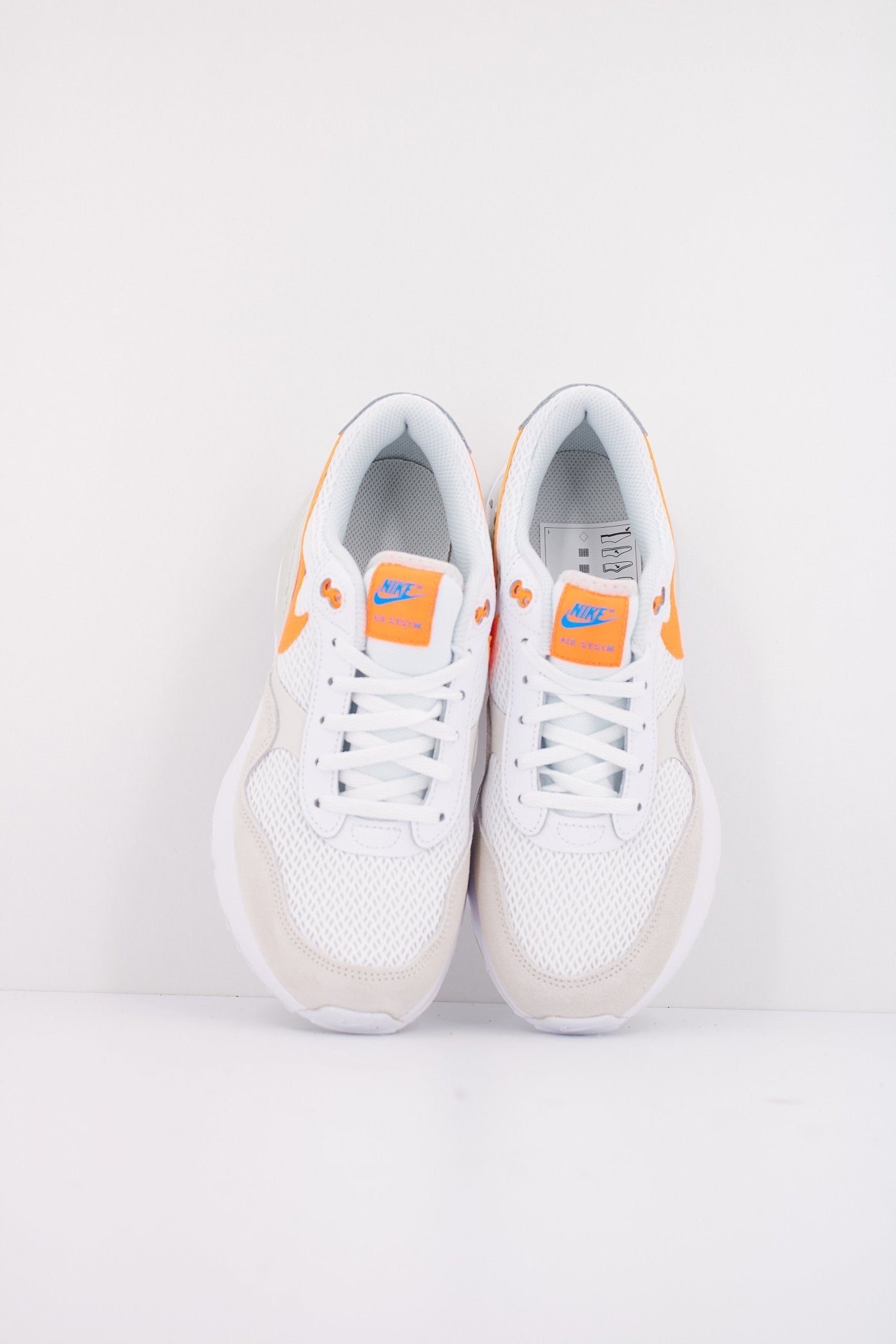 NIKE MAX SYSTM en color   (3)