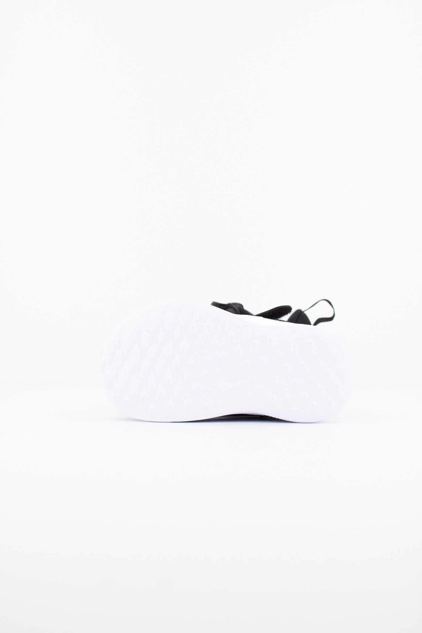 NIKE NIKE REVOLUTION  en color   (4)