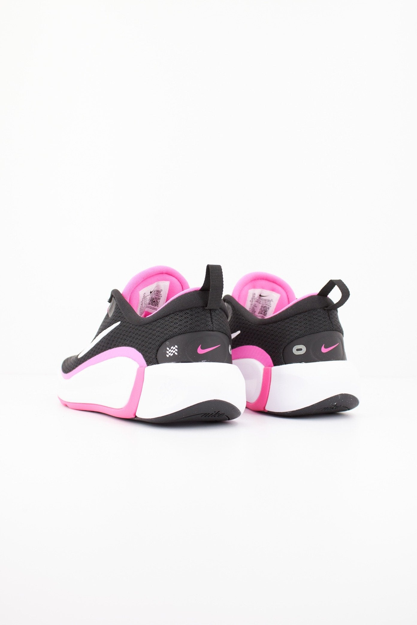 NIKE KIDFINITY BIG KIDS'  en color   (3)