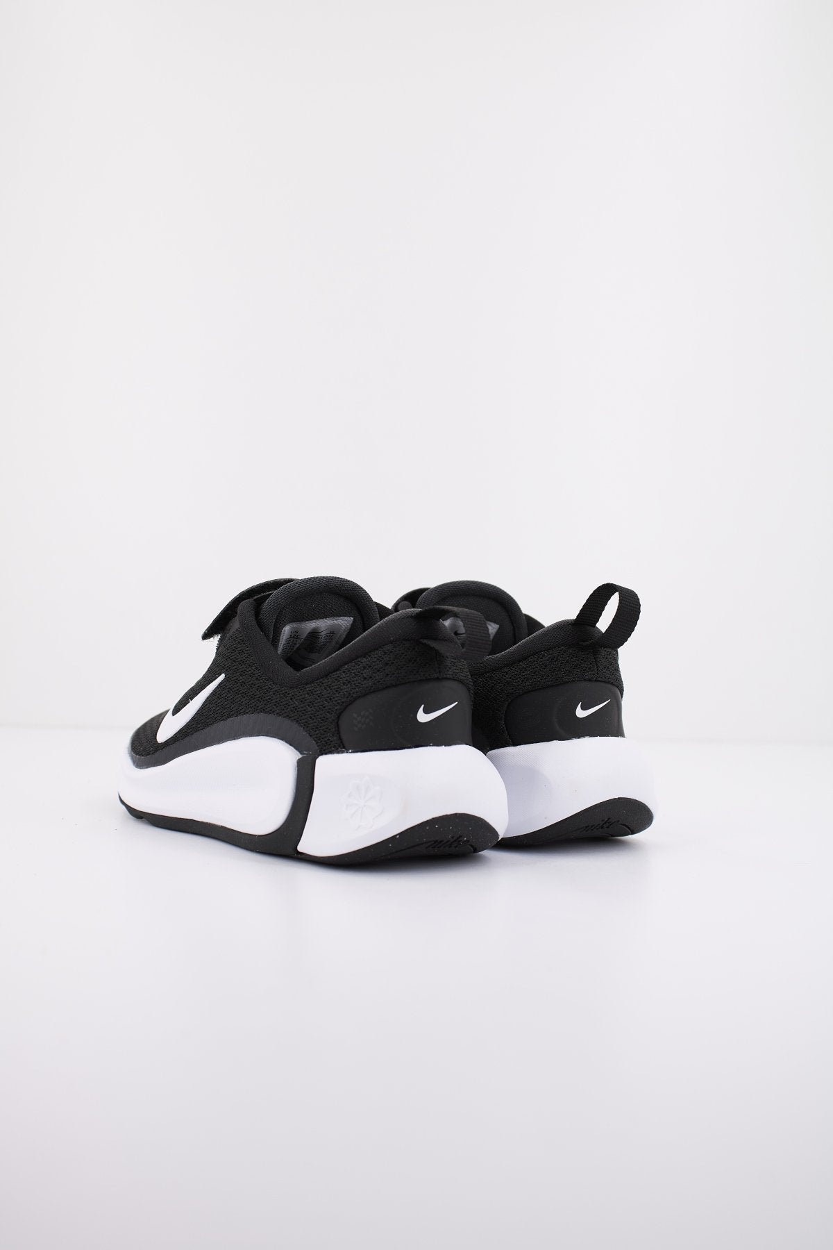 NIKE INFINITY FLOW en color   (3)