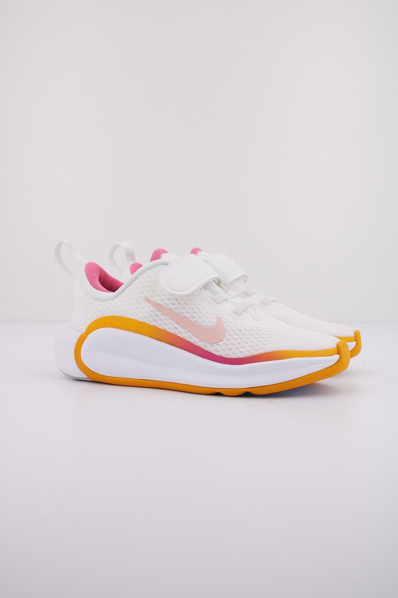 NIKE KIDFINITY en color   (2)