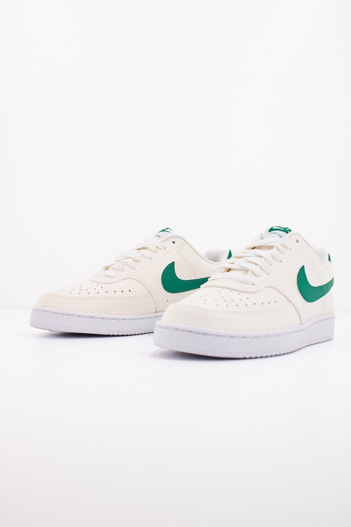 NIKE W NIKE COURT en color   (2)