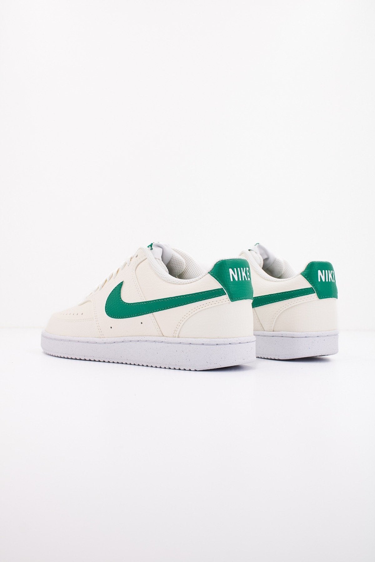 NIKE W NIKE COURT en color   (3)
