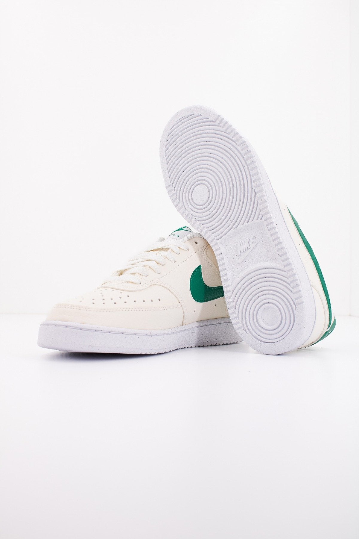 NIKE W NIKE COURT en color   (4)