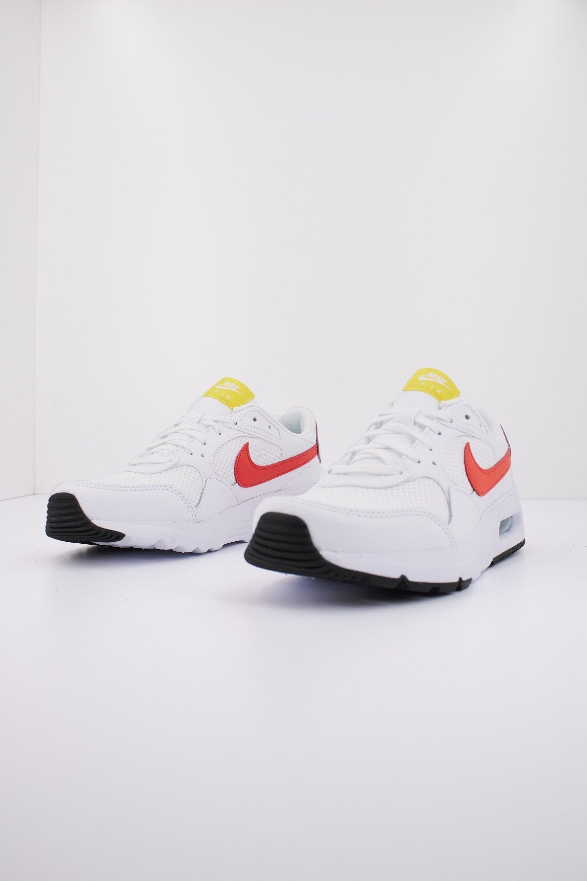 NIKE FZ WMNS  en color   (2)