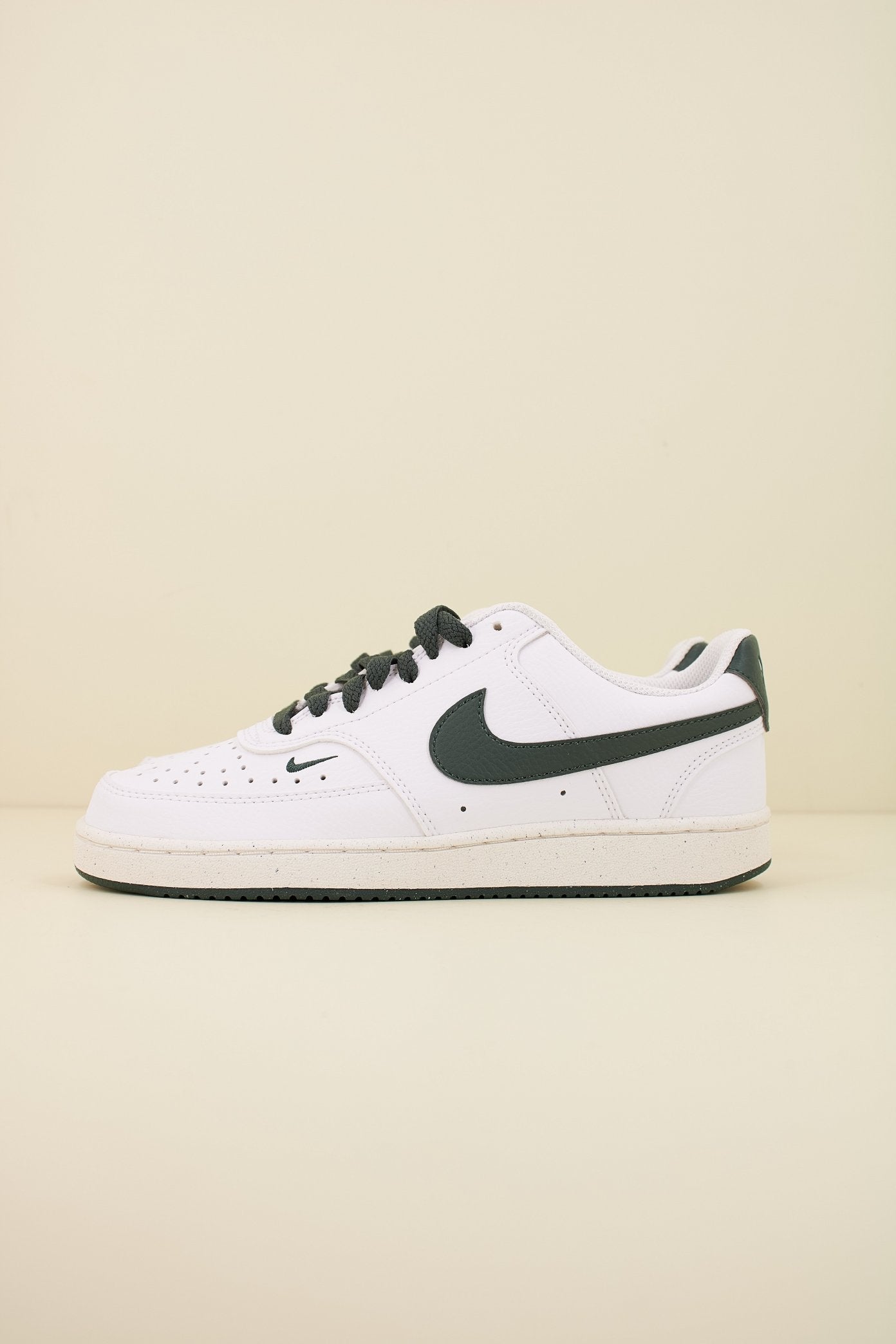 NIKE COURT VISION LOW NEX en color   (1)