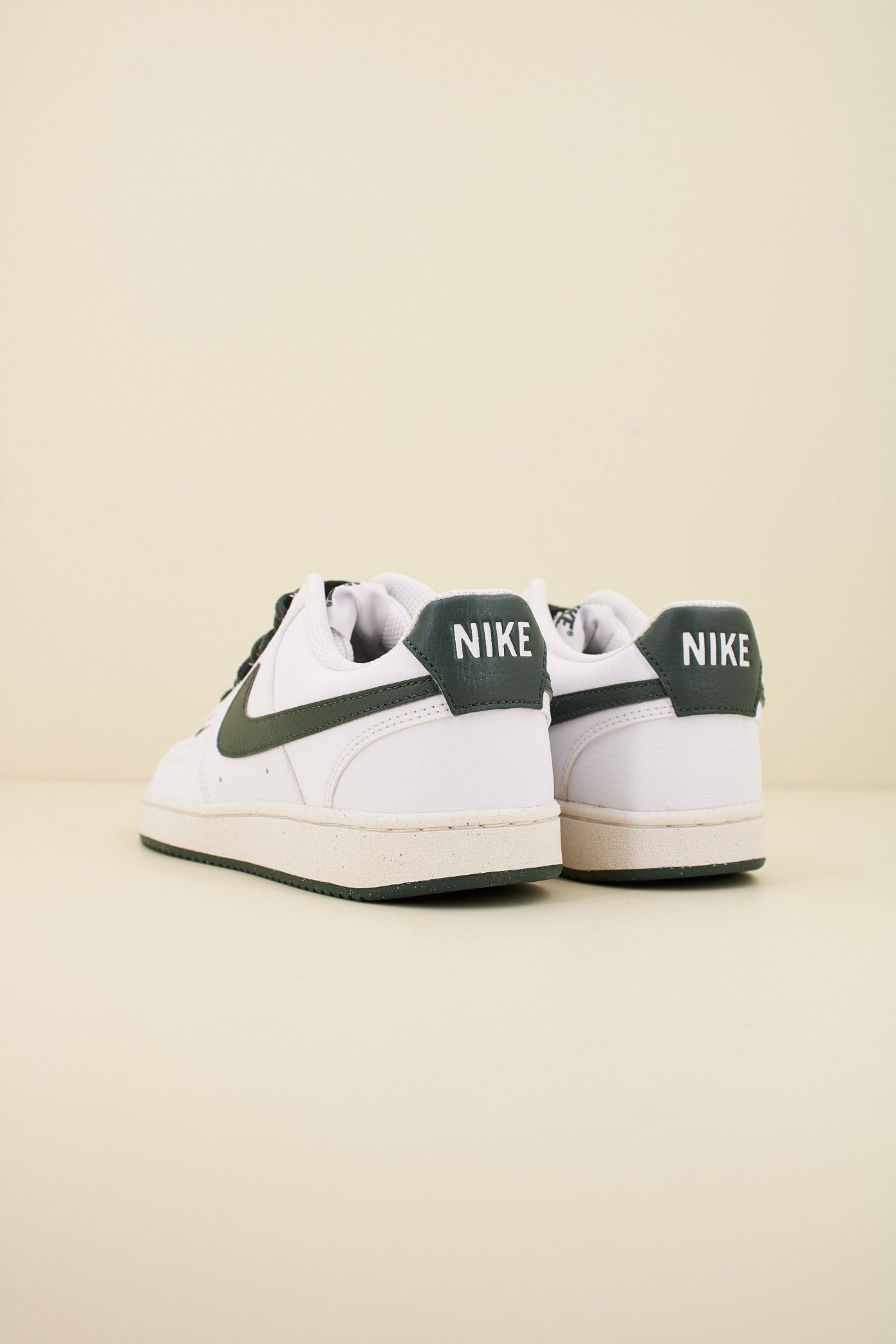 NIKE COURT VISION LOW NEX en color   (3)