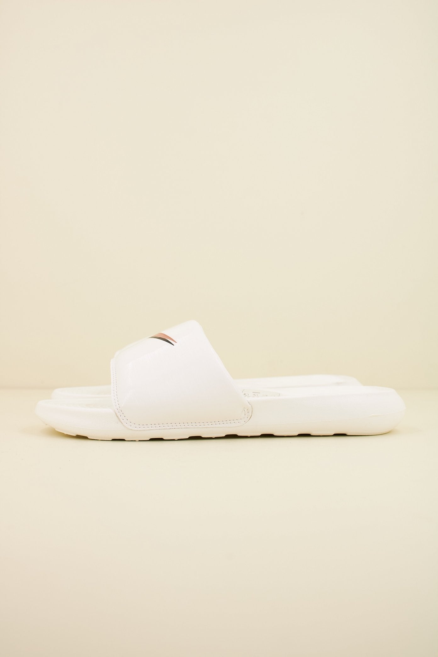 NIKE VICTORY ONE en color   (1)