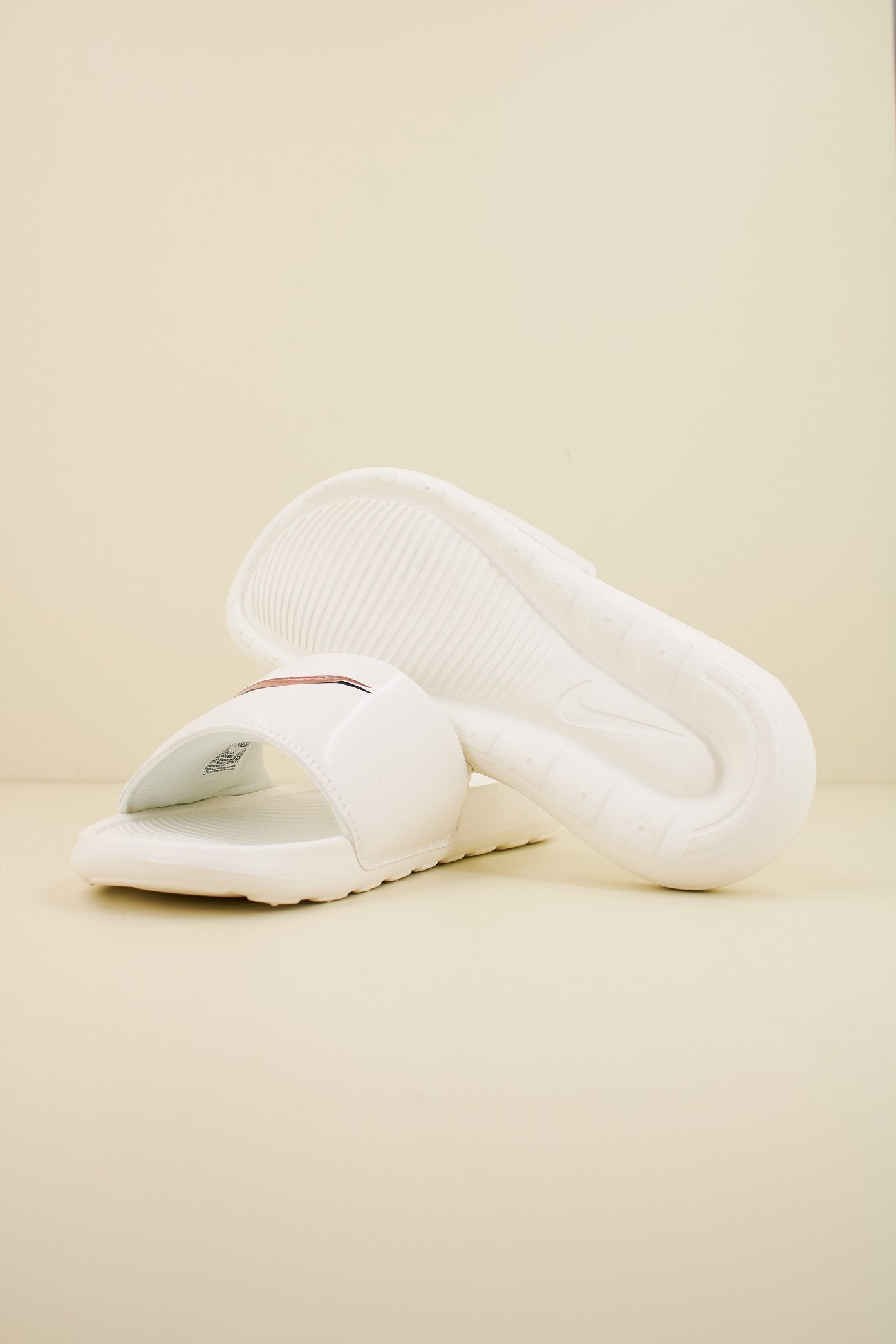 NIKE VICTORY ONE en color   (4)