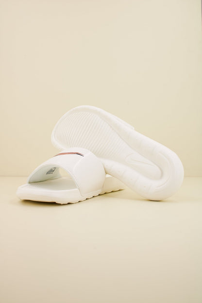 NIKE VICTORY ONE en color   (4)