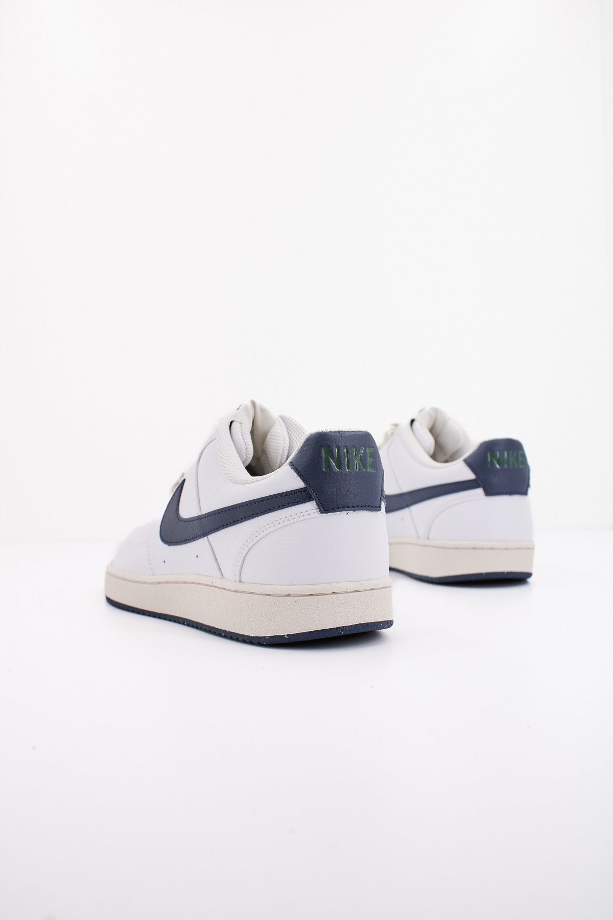 NIKE COURT VISION LO en color   (3)