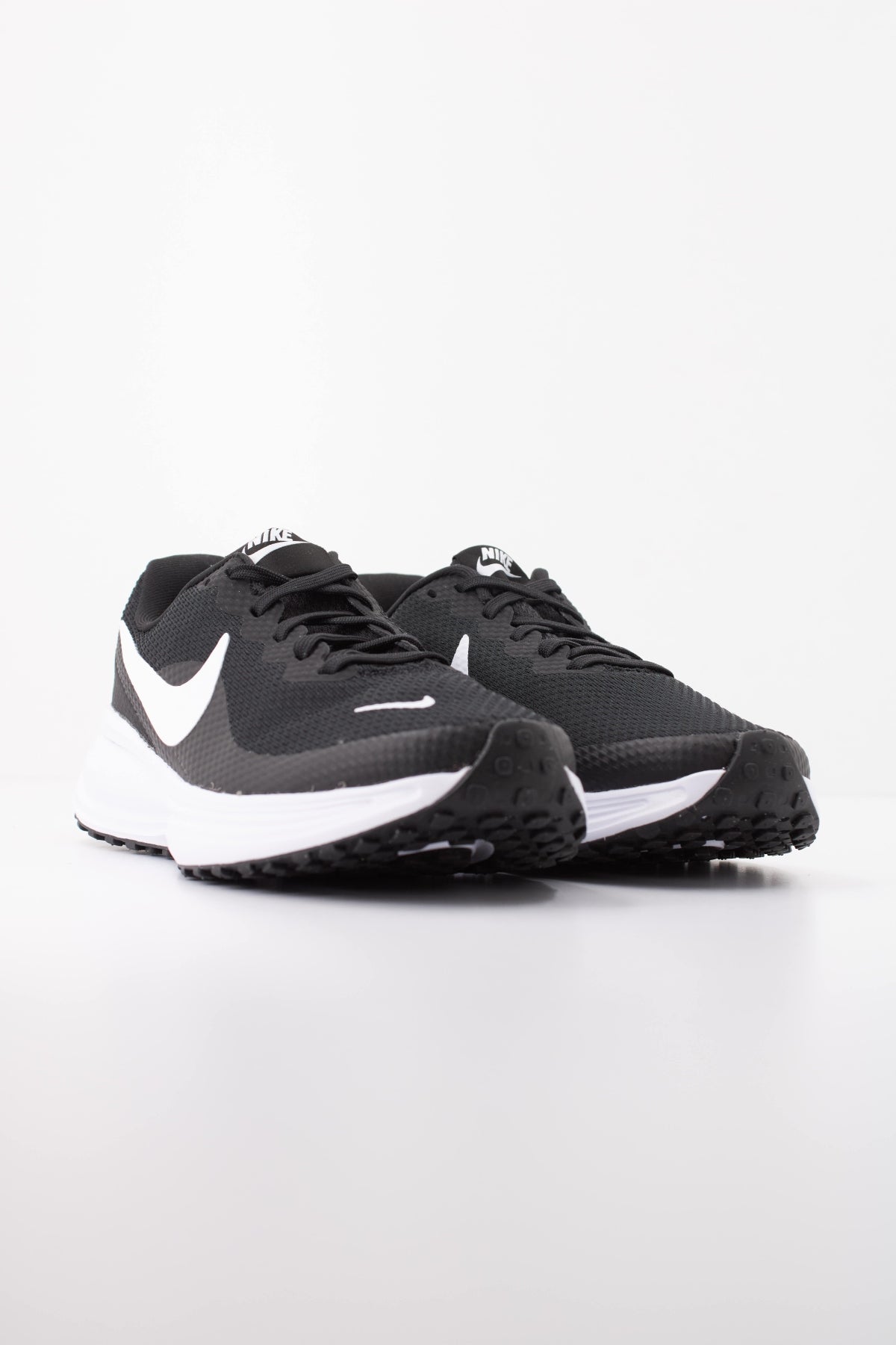NIKE W NIKE REVOLUTION  en color   (2)