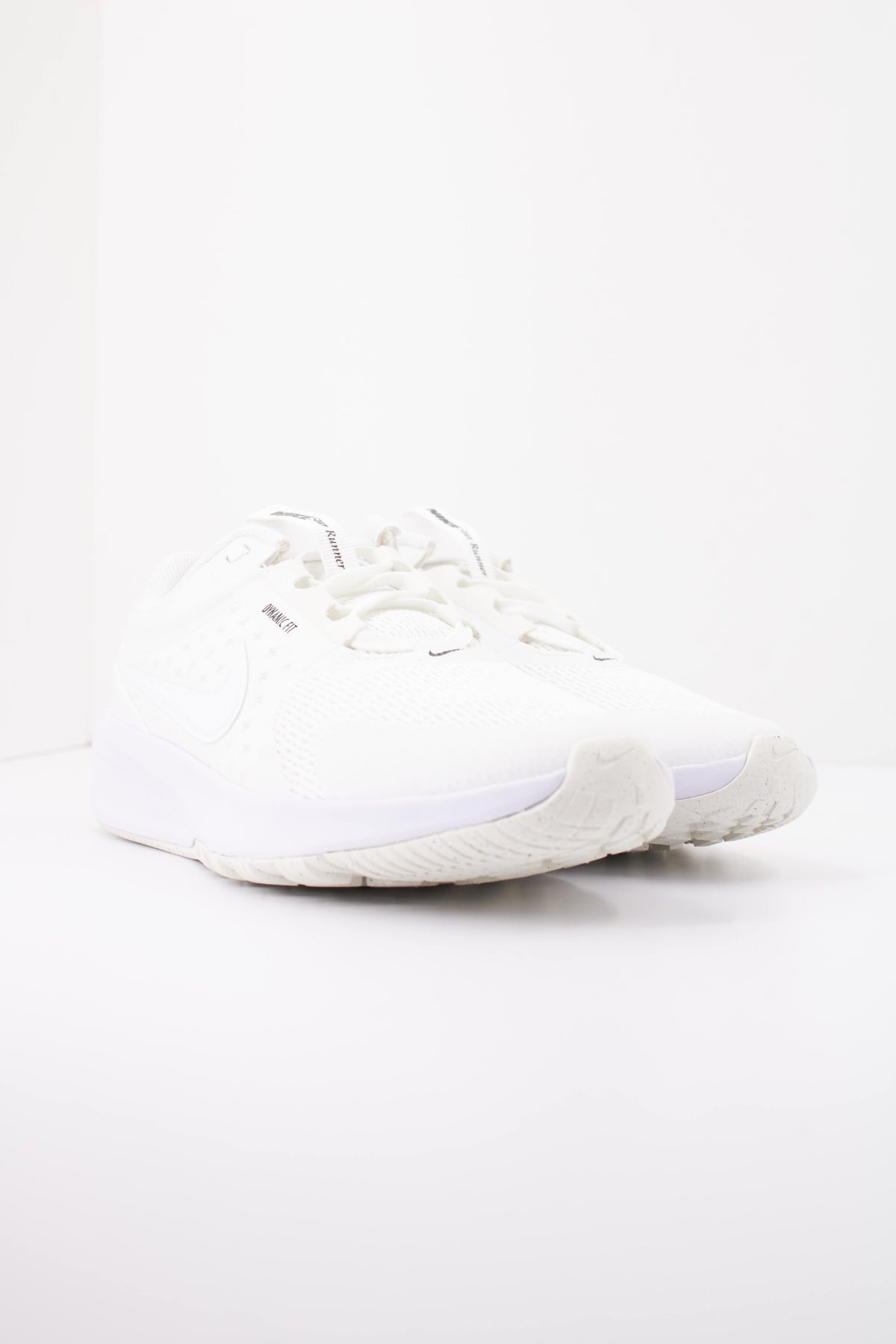 NIKE NIKE STAR RUNNER  G en color   (2)
