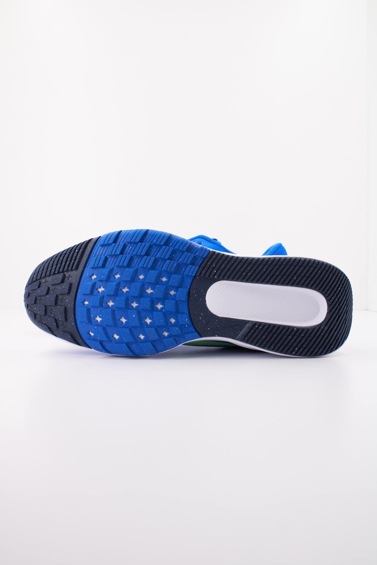 NIKE NIKE STAR RUNNER  G en color   (5)