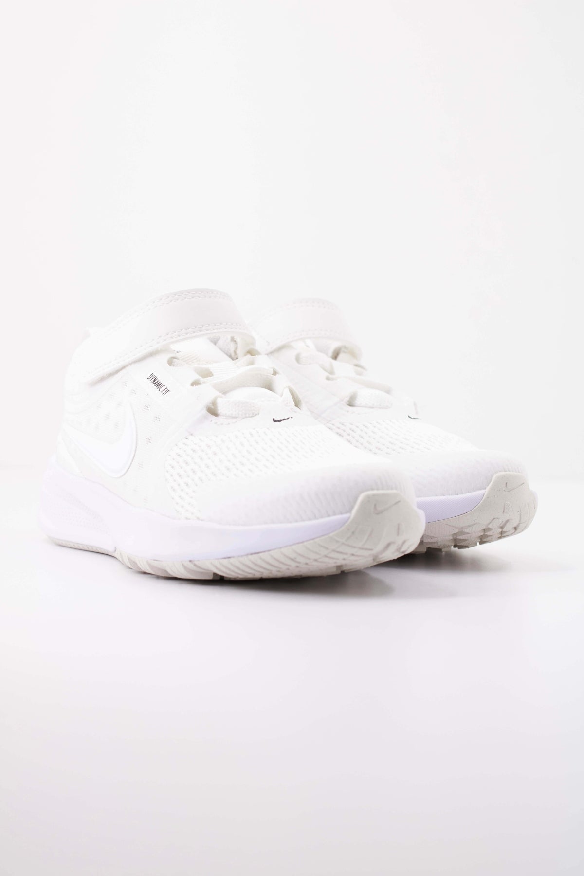 NIKE NIKE STAR RUNNER  P en color   (2)