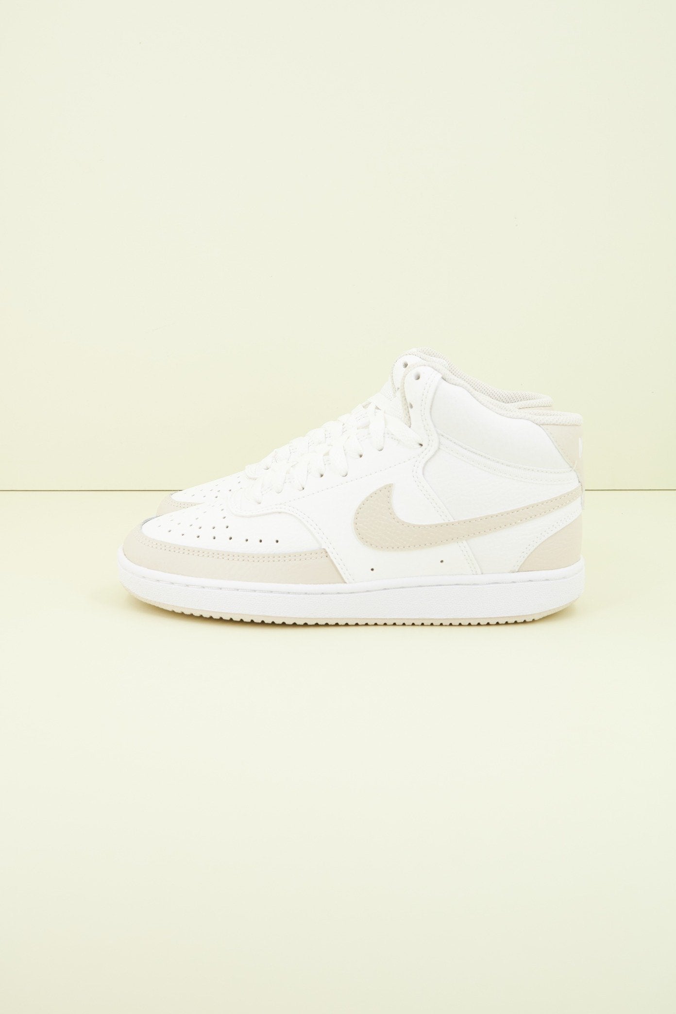 NIKE  COURT VISION MID en color   (1)