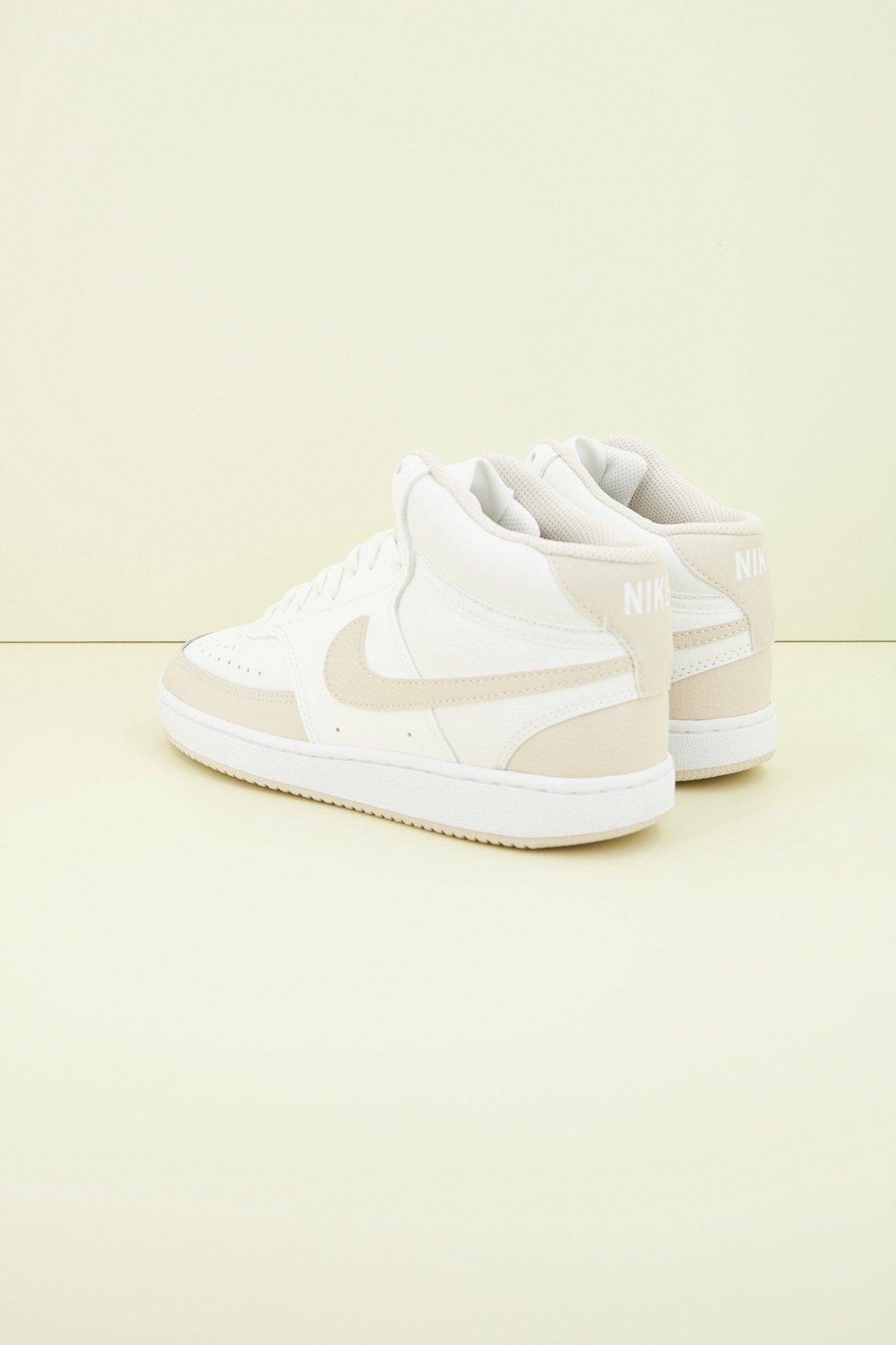 NIKE  COURT VISION MID en color   (3)